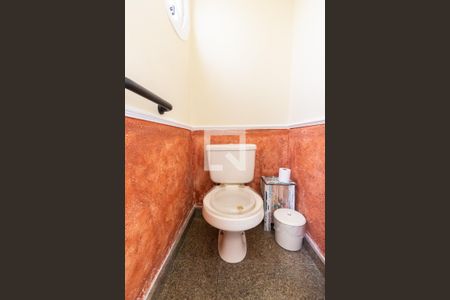 Casa para alugar com 450m², 3 quartos e 4 vagasLavabo