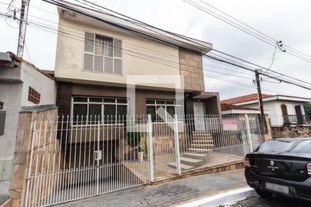 Casa para alugar com 450m², 3 quartos e 4 vagasFachada