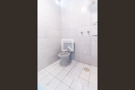 Casa para alugar com 450m², 3 quartos e 4 vagasBanheiro de serviço