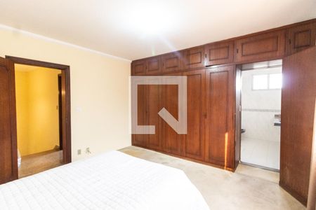 Casa para alugar com 450m², 3 quartos e 4 vagasQuarto 2