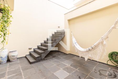 Casa para alugar com 450m², 3 quartos e 4 vagasQuintal