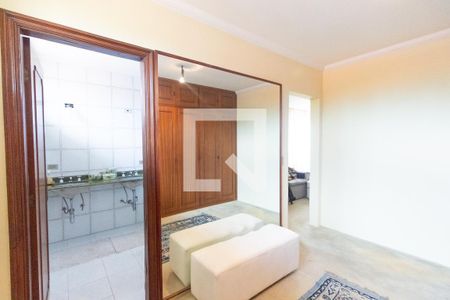 Casa para alugar com 450m², 3 quartos e 4 vagasCloset