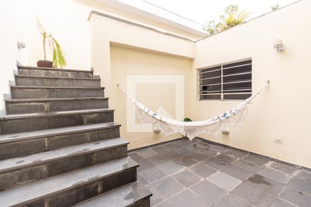 Casa para alugar com 450m², 3 quartos e 4 vagasQuintal