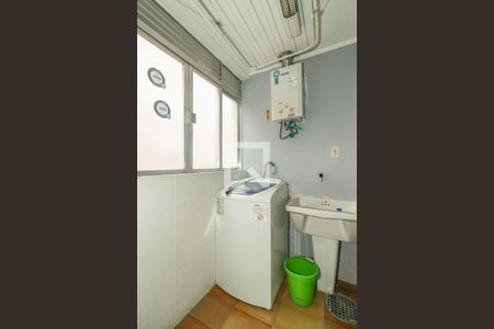 Apartamento à venda com 72m², 2 quartos e sem vagaCozinha e Área de Serviço