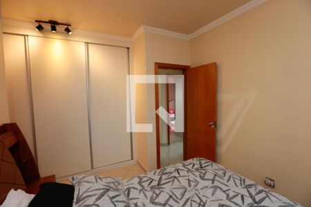 Apartamento à venda com 120m², 3 quartos e 2 vagasQuarto 2 - Suíte