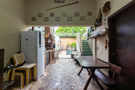 Casa à venda com 320m², 4 quartos e 7 vagas Casa à venda com 320m², 4 quartos e 7 vagasÁrea Gourmet