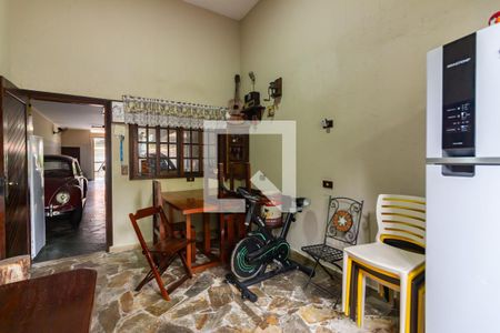 Casa à venda com 320m², 4 quartos e 7 vagas Casa à venda com 320m², 4 quartos e 7 vagasÁrea Gourmet