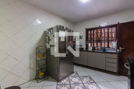 Casa à venda com 320m², 4 quartos e 7 vagas Casa à venda com 320m², 4 quartos e 7 vagasCozinha