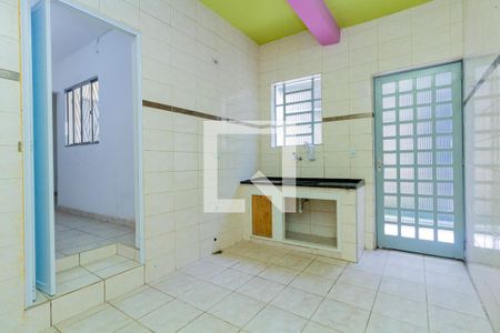 Casa à venda com 350m², 6 quartos e 2 vagas Casa à venda com 350m², 6 quartos e 2 vagasCasa 2: Cozinha