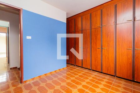 Casa à venda com 350m², 6 quartos e 2 vagas Casa à venda com 350m², 6 quartos e 2 vagasCasa 2: Quarto 2