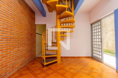 Casa à venda com 350m², 6 quartos e 2 vagas Casa à venda com 350m², 6 quartos e 2 vagasCasa 2: Sala