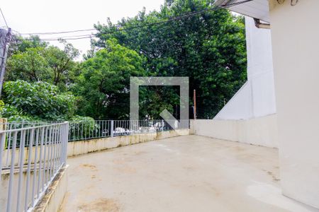 Casa à venda com 350m², 6 quartos e 2 vagas Casa à venda com 350m², 6 quartos e 2 vagasCasa 1: Varanda