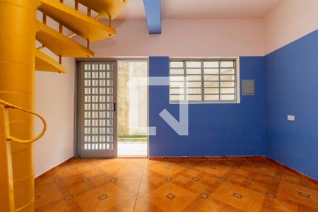 Casa à venda com 350m², 6 quartos e 2 vagas Casa à venda com 350m², 6 quartos e 2 vagasCasa 2: Sala