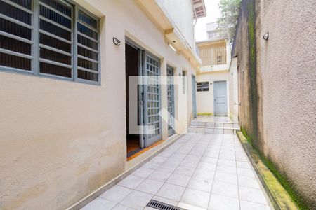 Casa à venda com 350m², 6 quartos e 2 vagas Casa à venda com 350m², 6 quartos e 2 vagasCasa 2: Quintal