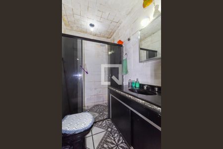 Casa à venda com 363m², 2 quartos e 2 vagas Casa à venda com 363m², 2 quartos e 2 vagasBanheiro Casa 1