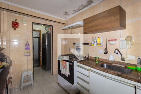 Casa à venda com 363m², 2 quartos e 2 vagas Casa à venda com 363m², 2 quartos e 2 vagasCozinha Casa 1