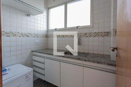 Cozinha 2 de apartamento para alugar com 4 quartos, 273m² em Carmo, Belo Horizonte