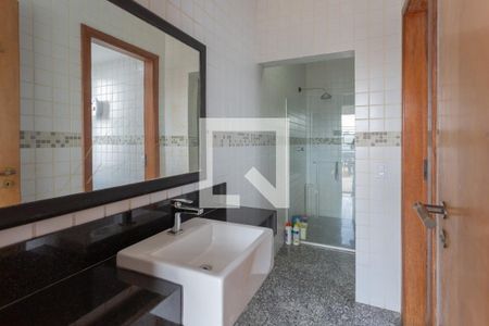 Apartamento para alugar com 273m², 4 quartos e 3 vagas Apartamento para alugar com 273m², 4 quartos e 3 vagasBanheiro 2