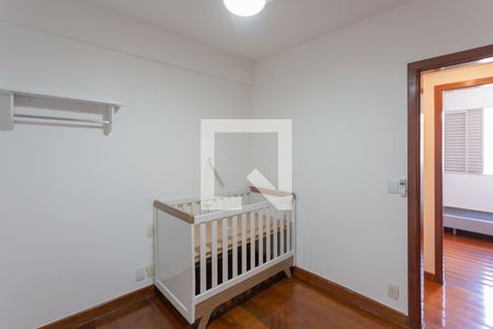 Apartamento para alugar com 273m², 4 quartos e 3 vagas Apartamento para alugar com 273m², 4 quartos e 3 vagasQuarto 2