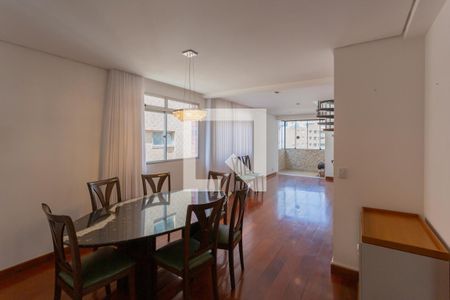 Sala de apartamento para alugar com 4 quartos, 273m² em Carmo, Belo Horizonte