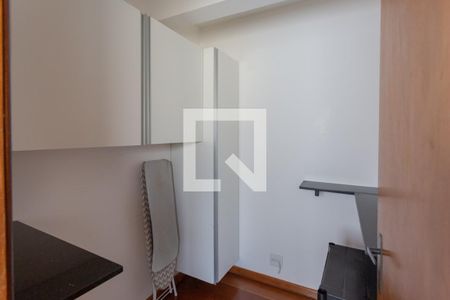 Apartamento para alugar com 273m², 4 quartos e 3 vagas Apartamento para alugar com 273m², 4 quartos e 3 vagasÁrea de Serviço
