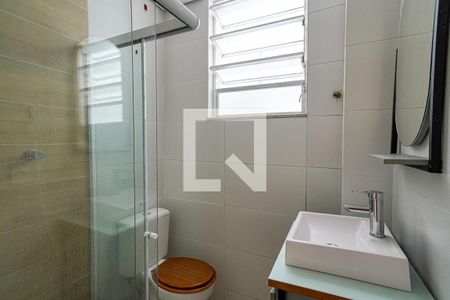 Banheiro de apartamento para alugar com 1 quarto, 43m² em Icaraí, Niterói
