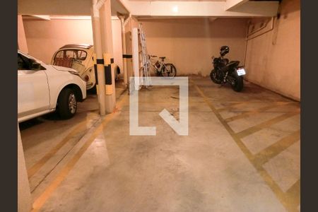 Apartamento à venda com 148m², 3 quartos e 2 vagas Apartamento à venda com 148m², 3 quartos e 2 vagasGaragem