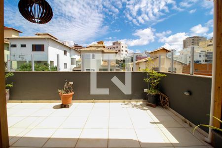 Apartamento à venda com 148m², 3 quartos e 2 vagas Apartamento à venda com 148m², 3 quartos e 2 vagasÁrea externa