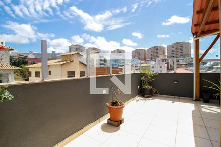 Apartamento à venda com 148m², 3 quartos e 2 vagas Apartamento à venda com 148m², 3 quartos e 2 vagasÁrea externa