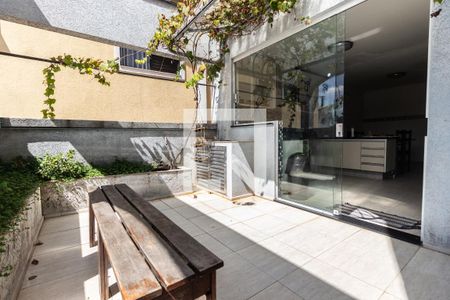 Casa à venda com 420m², 4 quartos e 4 vagasDetalhe