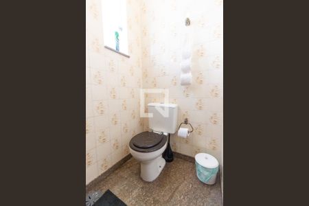 Casa à venda com 420m², 4 quartos e 4 vagasLavabo