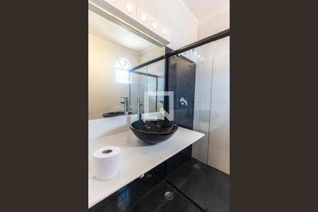 Casa à venda com 420m², 4 quartos e 4 vagasSuíte