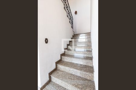 Escada de casa à venda com 4 quartos, 420m² em Jardim São Paulo(zona Norte), São Paulo