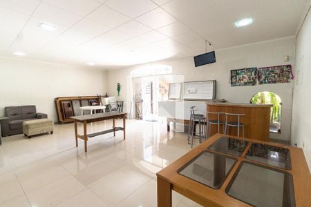 Casa à venda com 420m², 4 quartos e 4 vagasSalão de festas