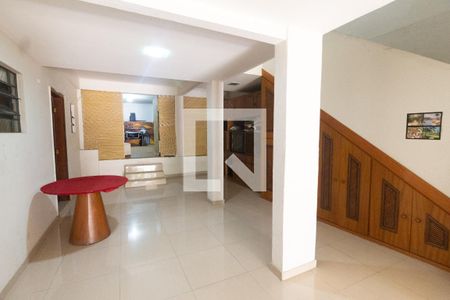 Casa à venda com 420m², 4 quartos e 4 vagasQuarto de serviço 1