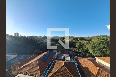 Casa à venda com 725m², 3 quartos e 2 vagas Casa à venda com 725m², 3 quartos e 2 vagasVista Quarto 3