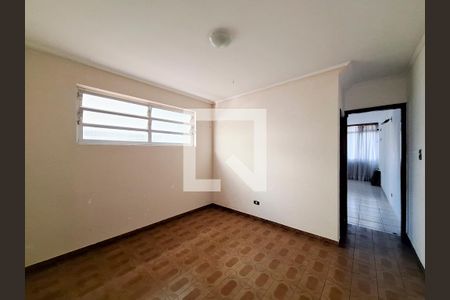 Casa à venda com 725m², 3 quartos e 2 vagas Casa à venda com 725m², 3 quartos e 2 vagasCopa