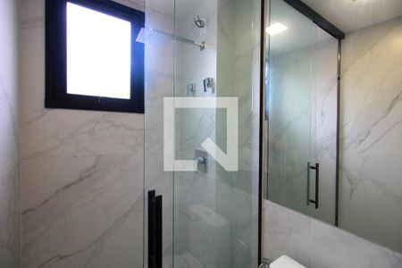 Casa de condomínio à venda com 100m², 2 quartos e 2 vagasBanheiro da Suíte 1