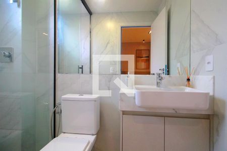 Casa de condomínio à venda com 100m², 2 quartos e 2 vagasBanheiro da Suíte 1