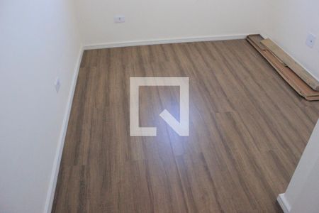 Quarto 1 de apartamento à venda com 2 quartos, 38m² em Vila Galvão, Guarulhos