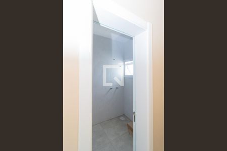 Casa à venda com 155m², 3 quartos e 2 vagasBanheiro