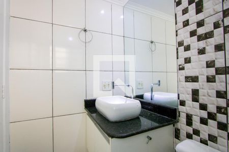 Apartamento à venda com 65m², 3 quartos e 1 vaga Apartamento à venda com 65m², 3 quartos e 1 vagaBanheiro social