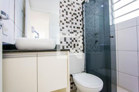 Apartamento à venda com 65m², 3 quartos e 1 vaga Apartamento à venda com 65m², 3 quartos e 1 vagaBanheiro social