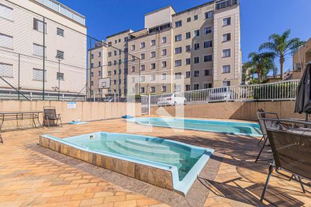 Apartamento à venda com 65m², 3 quartos e 1 vaga Apartamento à venda com 65m², 3 quartos e 1 vagaÁrea comum - Piscina