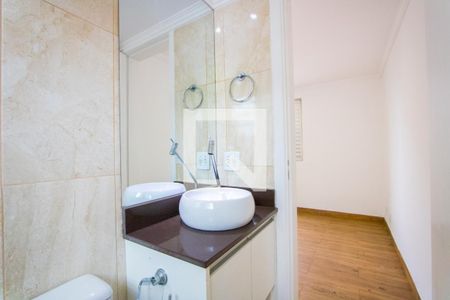 Apartamento à venda com 65m², 3 quartos e 1 vaga Apartamento à venda com 65m², 3 quartos e 1 vagaBanheiro do quarto 1