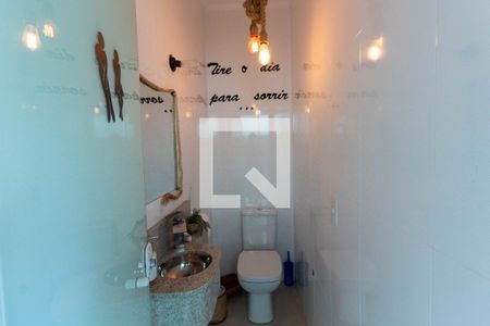 Lavabo de casa de condomínio para alugar com 3 quartos, 110m² em Vila Araguaia, São Paulo