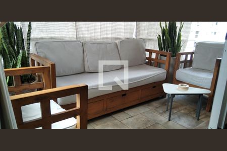 Apartamento à venda com 170m², 3 quartos e 4 vagasVaranda