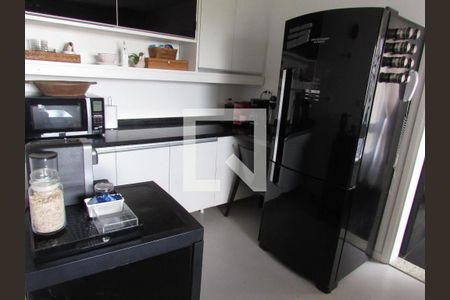 Apartamento à venda com 170m², 3 quartos e 4 vagasCozinha