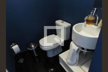 Apartamento à venda com 170m², 3 quartos e 4 vagasBanheiro Social
