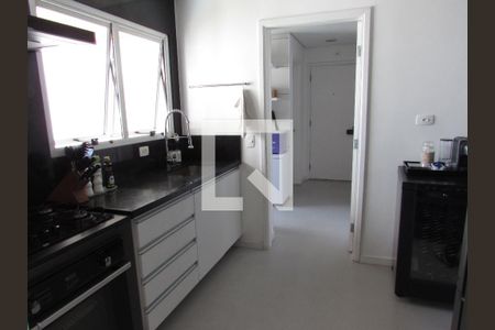 Apartamento à venda com 170m², 3 quartos e 4 vagasCozinha